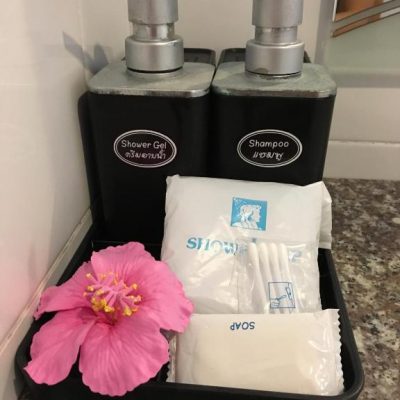 Deluxe Bathroom